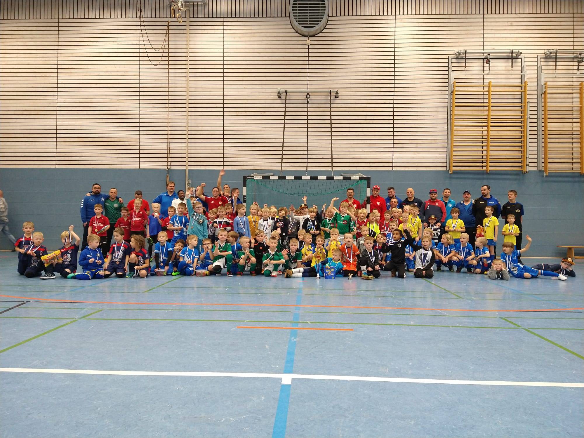 GJunioren Starke Teamleistung beim U7 Bambini Hallenturnier in Gerwisch